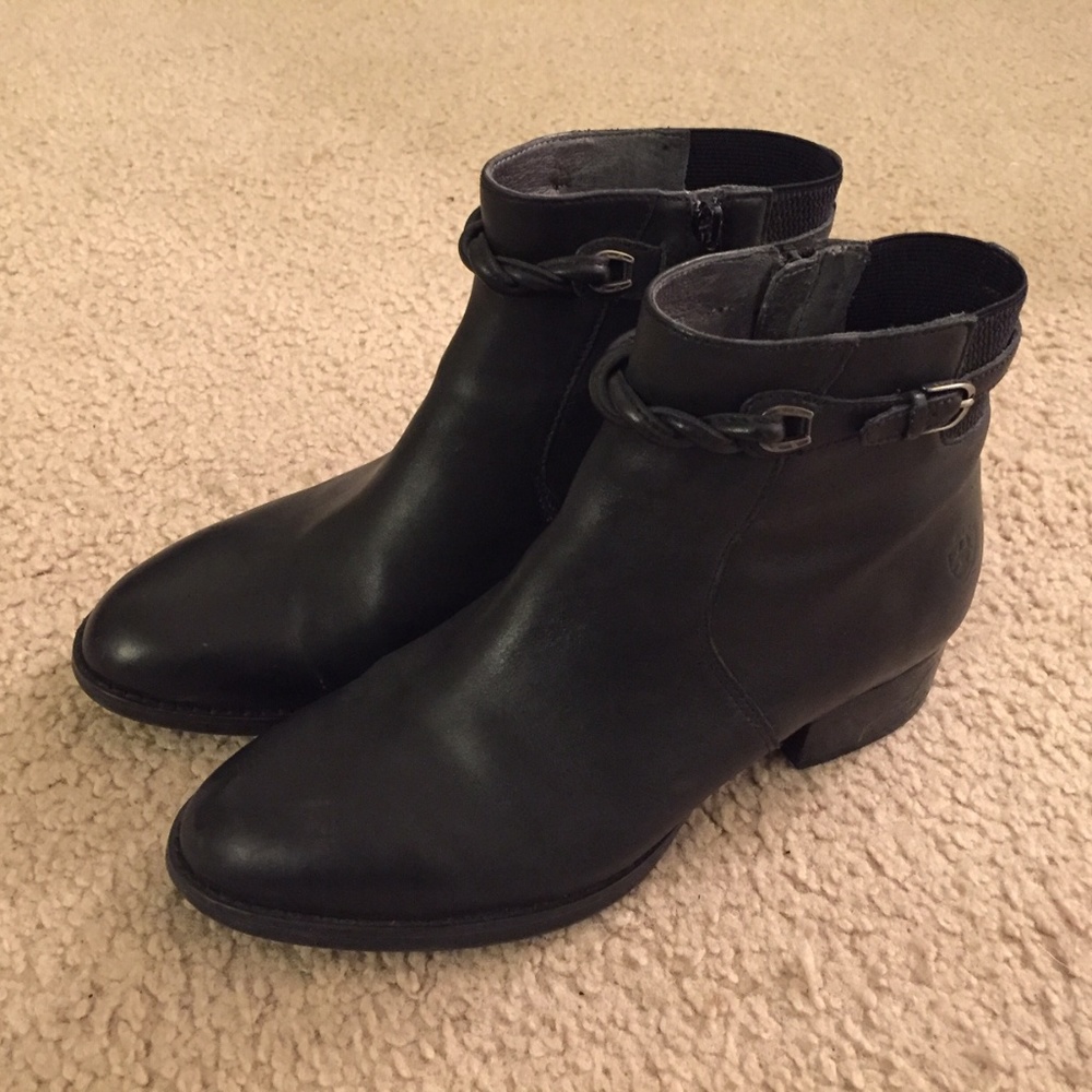 Ariat Black ankle boots booties Sz 8